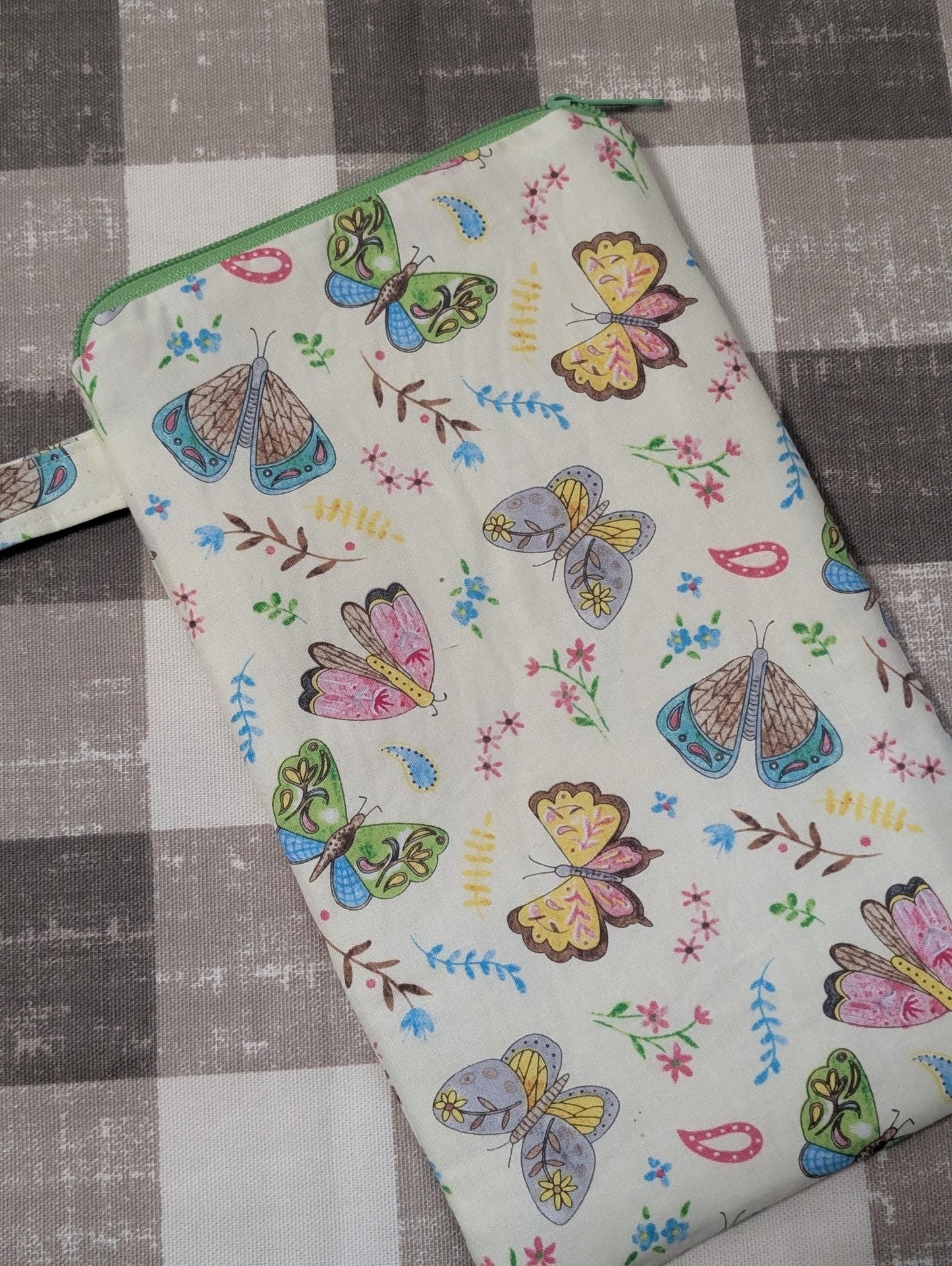 Tall Notion Pouch for Holding Ami Sticks with Silicone Beads Focal Topper Ergonomic Handle