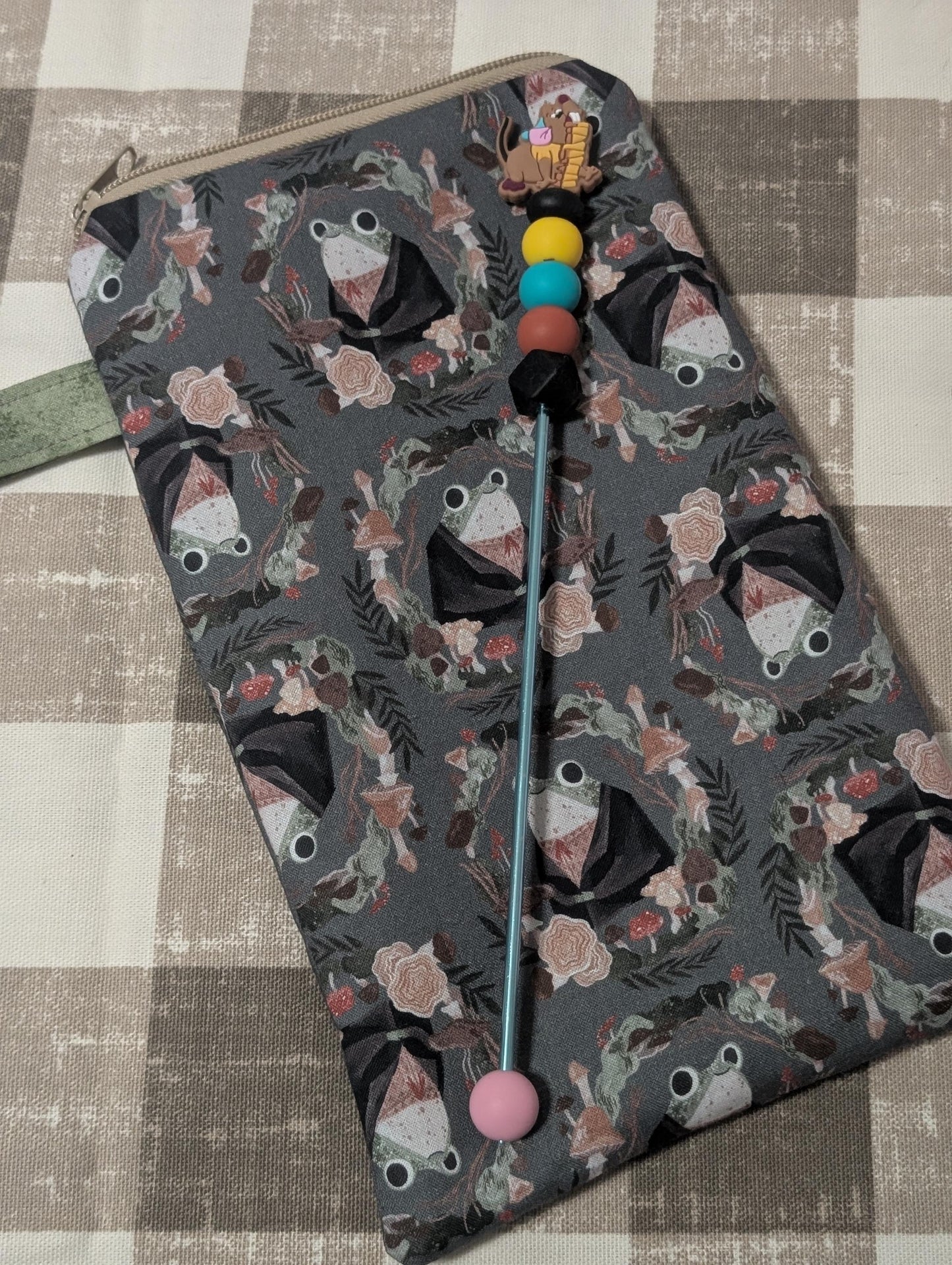 Tall Notion Pouch for Holding Ami Sticks with Silicone Beads Focal Topper Ergonomic Handle