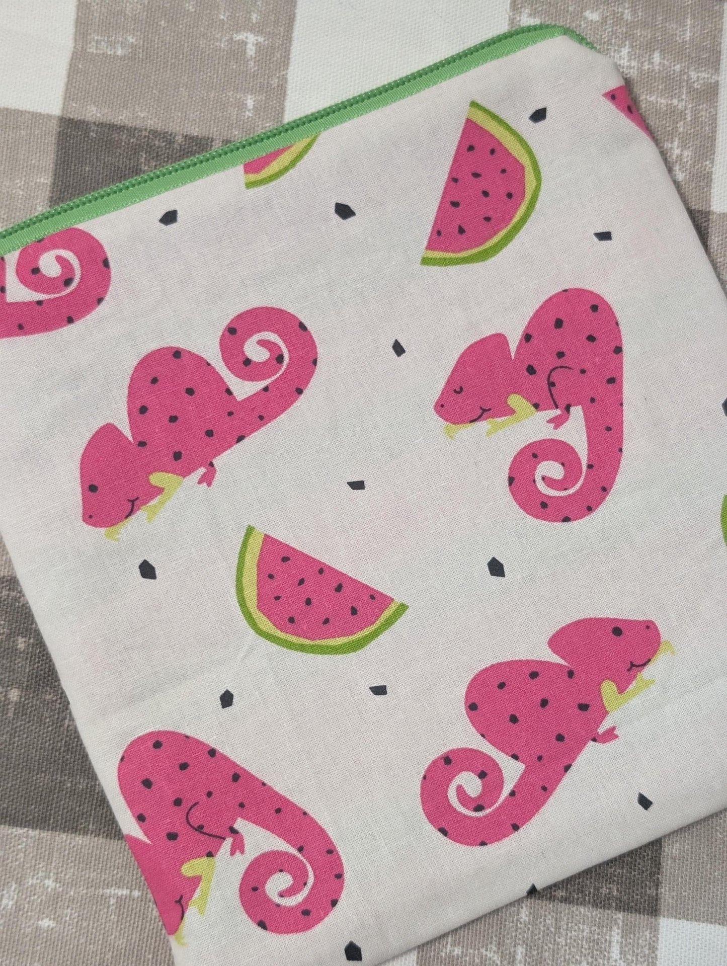 Notion Pouch for Holding Crochet Hooks with Silicone Beads Focal Topper Ergonomic Handle