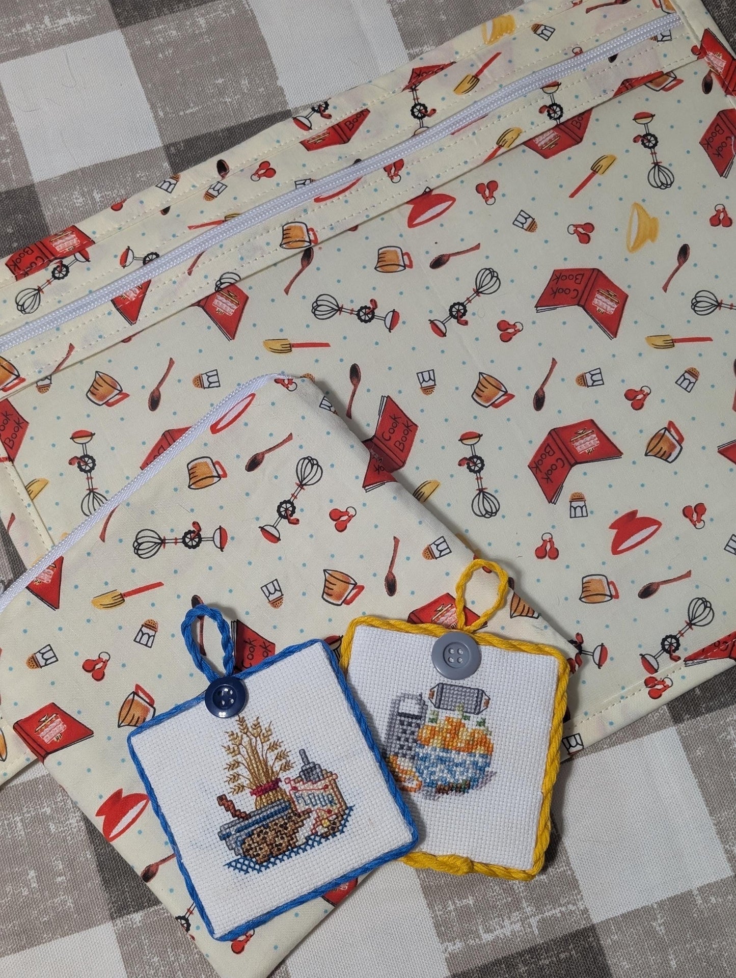 Retreat Packages Table Gifts Exchanges Stitchy Friend Vintage Crossstitch Finished Pieces