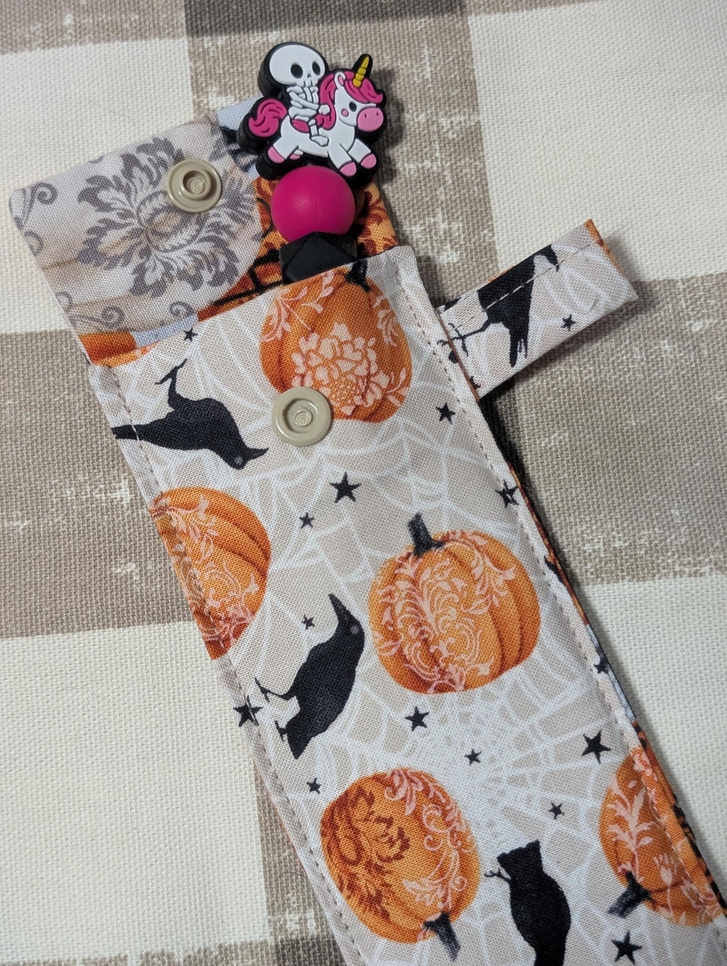 Keychain Pouch for Holding Crochet Hooks with Silicone Beads Focal Topper Ergonomic Handle