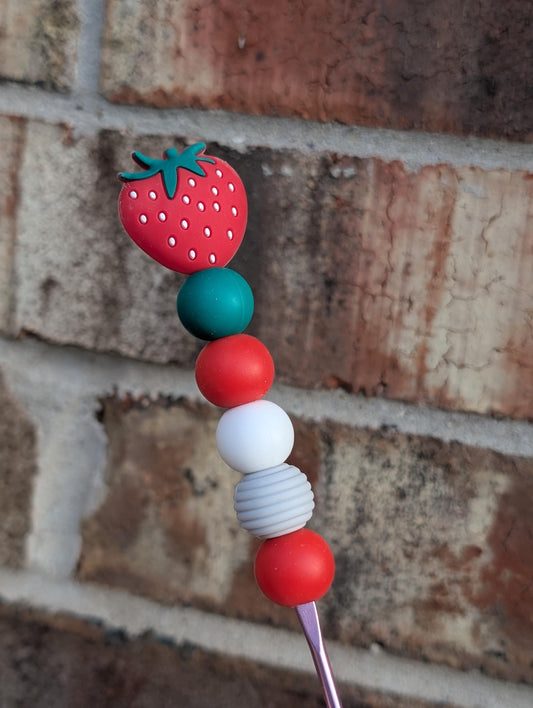 Strawberry Crochet Hook Silicone Beads Focal Topper Ergonomic Handle