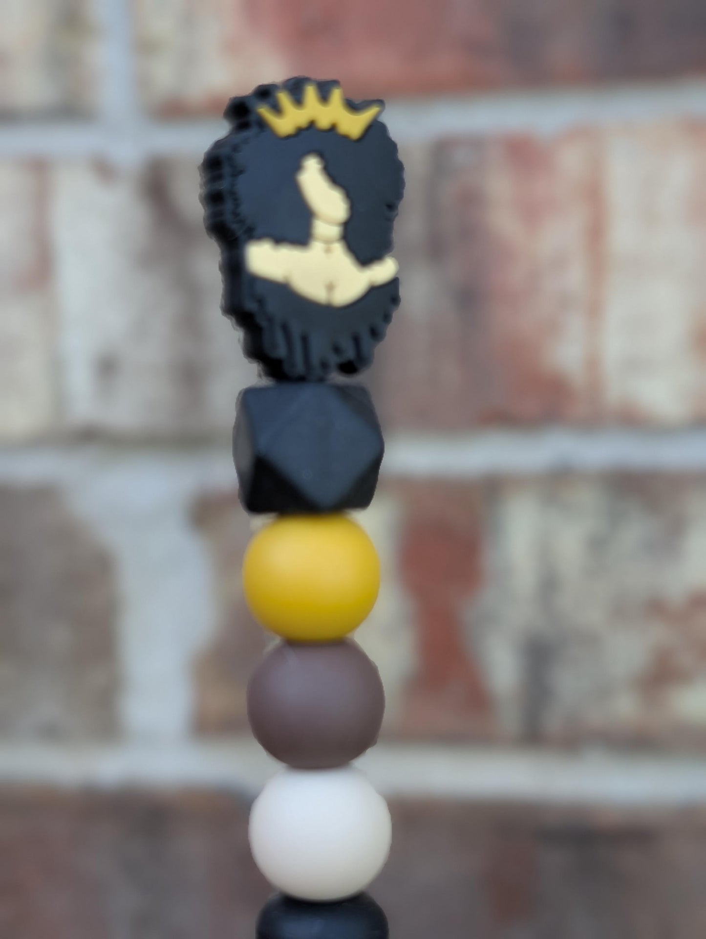 Queens Crochet Hook Silicone Beads Focal Topper Ergonomic Handle